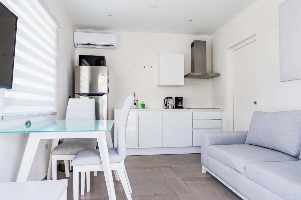 The Palm Leaf Apartments Noord Extérieur photo