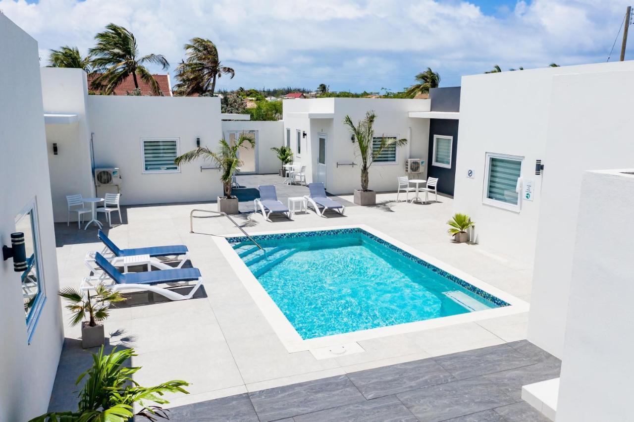 The Palm Leaf Apartments Noord Extérieur photo